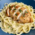 Pasta Alfredo mit Gebratenem Hähnchen
