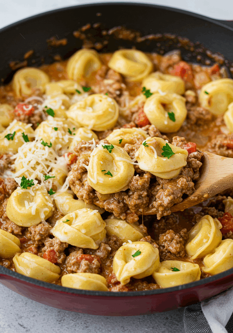 Cremige Tortellini-Pfanne mit würzigem Hack