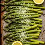 Grüner Spargel aus dem Ofen mit Parmesan