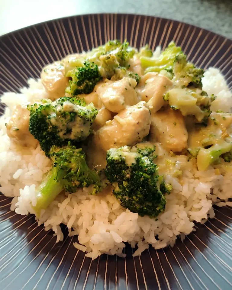 Brokkoli-Hühnchen-Pfanne mit Reis von befuse